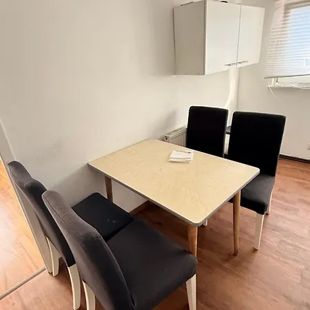 Ruhige 2 Zimmerwohnung-wohnung Quarto em Acomodações Particulares Estugarda