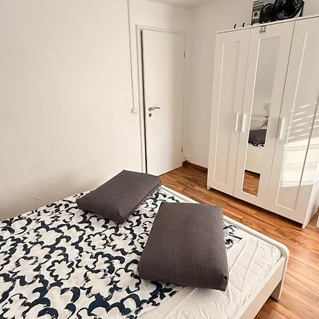 Quarto em Acomodações Particulares Ruhige 2 Zimmerwohnung-wohnung *