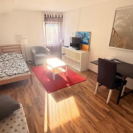 Quarto em Acomodações Particulares Ruhige 2 Zimmerwohnung-wohnung Estugarda